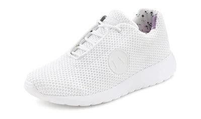 Weiße Sneakers für Damen kaufen cleane Styles 